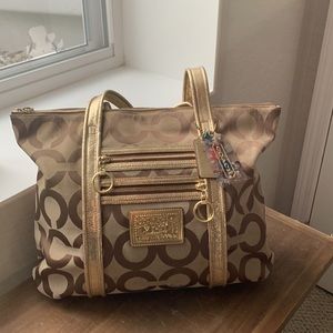 Coach signature double “C” bag
